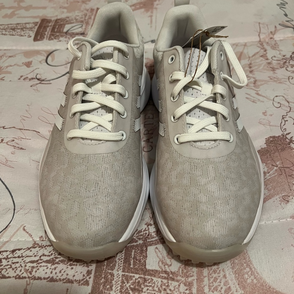 ❣️CLOSET CLEAR OUT❣️Adidas Women’s Golf Sneakers Leopard Pink and White
